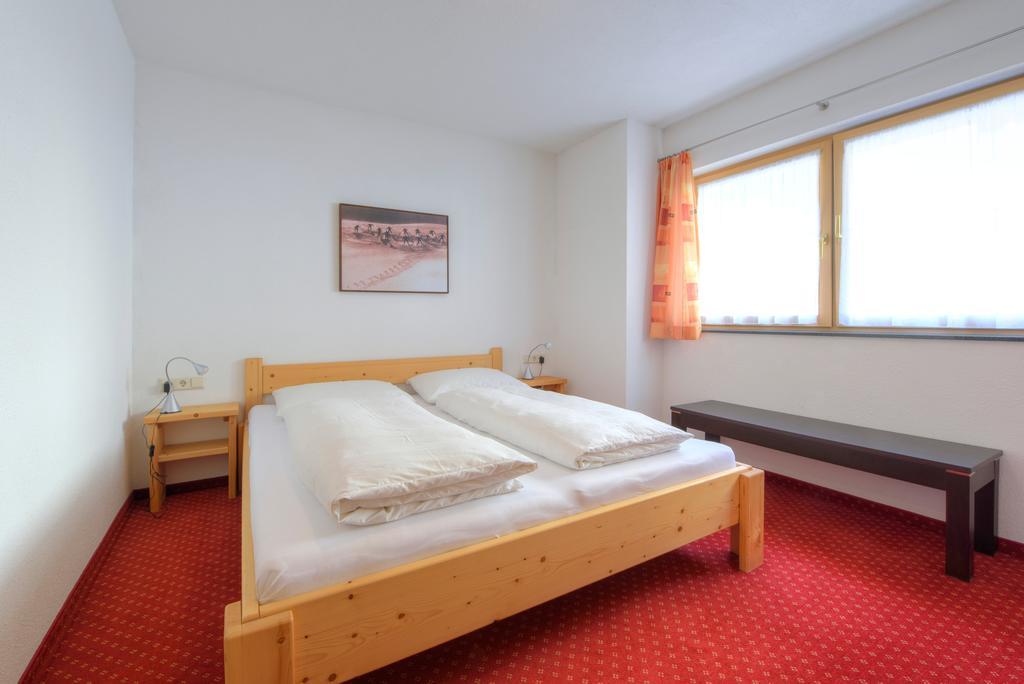 Appartement Strolz Schnann Szoba fotó